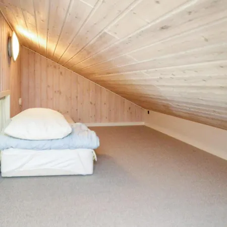 Two-bedroom Holiday In Vakantiehuis