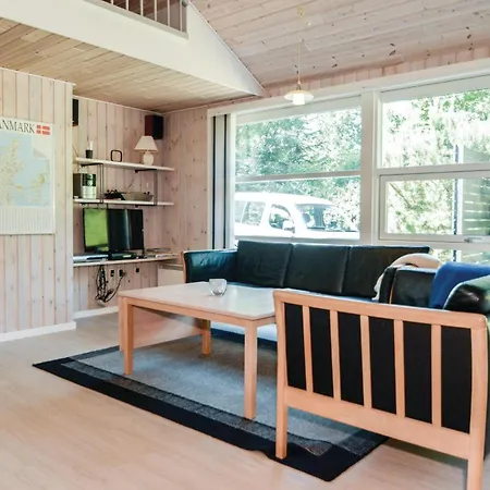 Holiday home Stunning In With Sauna Ansager