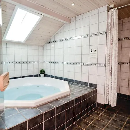 Two-bedroom Holiday In Ansager